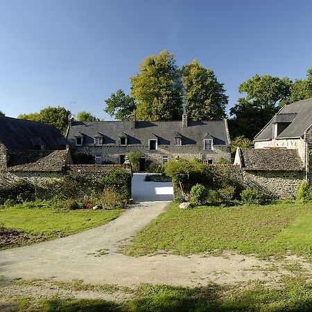 La Grande Sauvagere Bed & Breakfast Saint-Pierre-de-Plesguen Bagian luar foto
