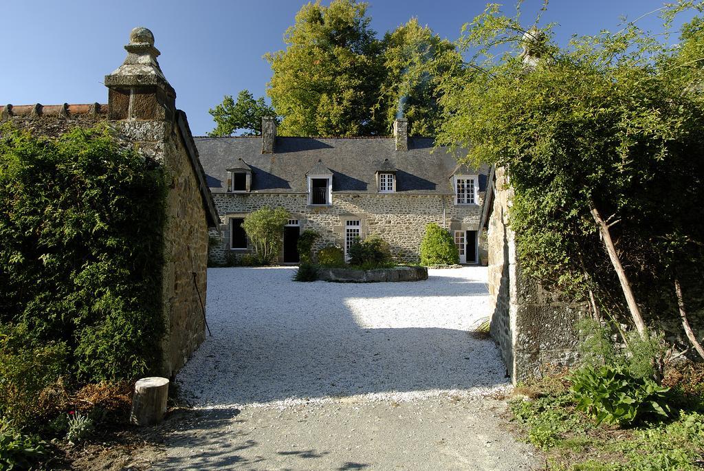 La Grande Sauvagere Bed & Breakfast Saint-Pierre-de-Plesguen Bagian luar foto